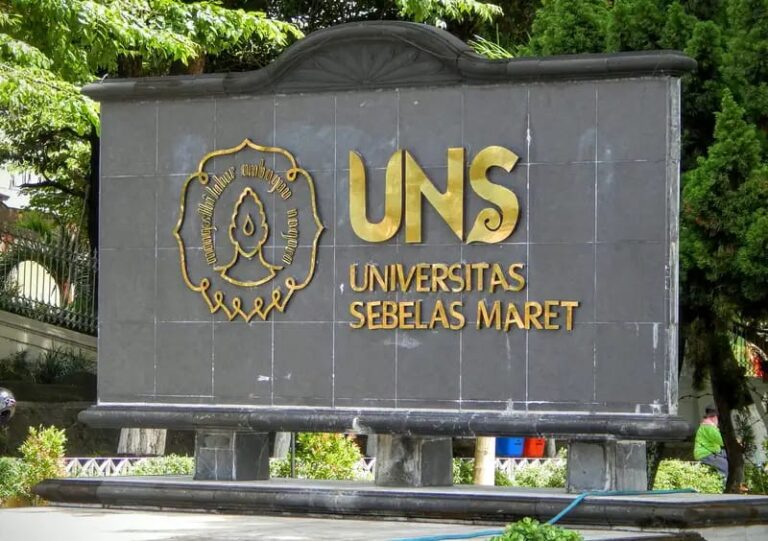 UNS Cabut Beasiswa KIP Kuliah Mahasiswi yang Langgar Etika Kampus