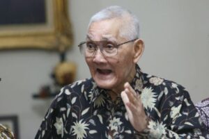 Indonesia Berduka, Wakil Presiden ke-6 RI Try Sutrisno Tutup Usia